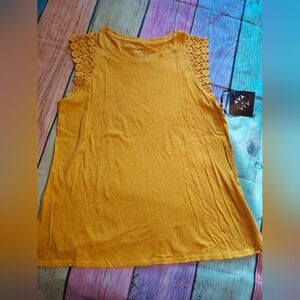 Ava & Viv X (14W) Yellow Lace Sleeve Top #0419